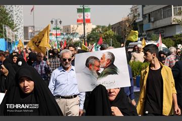 مراسم تشییع پیکر شهید سردار عباس نیلفروشان - ۱ 7
