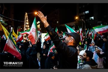میعادگاه عزاداران رهبر شهید در خیابان کشور دوست