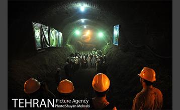 اتصال یازدهمین مقاطع تونل در خط ۶ متروی تهران  15