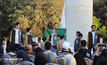 اهتزاز پرچم علوی در آستانه عید غدیر خم 12