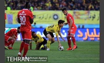 دیدار تیم‌های فوتبال پرسپولیس - سپاهان 9