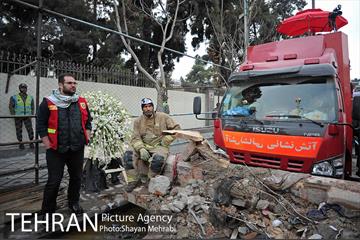 ششمین روز آواربرداری ساختمان پلاسکو -2 39
