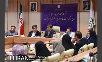 نشست اصحاب رسانه با رِِئیس مرکز ارتباطات و امور بین الملل شهرداری تهران 28