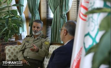 دیدار فرمانده کل ارتش با شهردار تهران 8