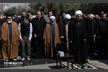 اقامه نماز جمعه در مصلی امام خمینی(ره) در تهران 16