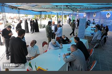 میز خدمت شهرداری تهران در نماز جمعه 22