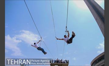افتتاح زیپ لاین و پل معلق برج میلاد 10