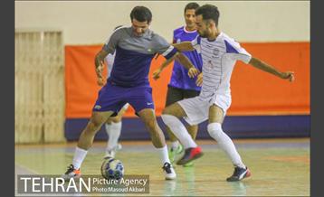 دیدار دوستانه تیم پردیس(کارتن خوابها) و مسئولان سازمان ورزشی شهرداری 6