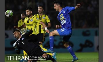 دیدار تیم‌های فوتبال پارس جنوبی جم و استقلال 17