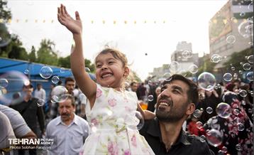 مهمانی ۱۰ کیلومتری عید غدیر در تهران - 2 45