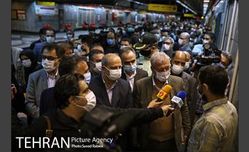بازدید سخنگوی دولت از طرح استفاده اجباری ماسک در مترو 20