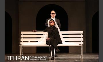 نمایش ملاقات 24