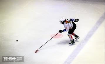 اسکیت هاکی روی یخ زنان 17