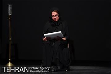 نمایشنامه خوانی کوکوی کبوتران حرم‎ 7