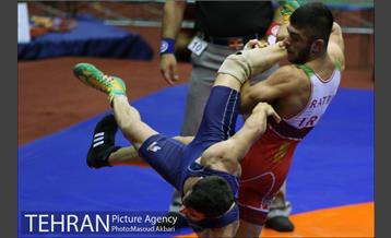 روز نخست رقابت‌های انتخابی تیم ملی کشتی