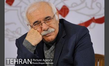 نشست ادبی شب های شعر با حضور محمد علی بهمنی در نگارستان شهر 15