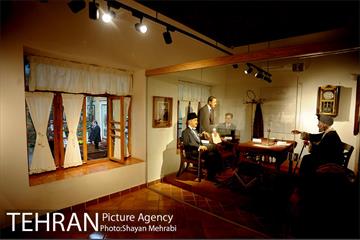 بازدید شهردار تهران از خانه موزه شهید مدرس در روز مجلس 21