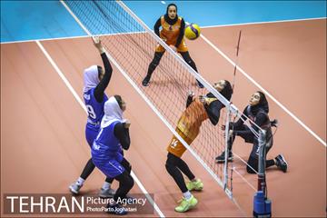 قهرمانی زود هنگام والیبال زنان سایپا تهران 2