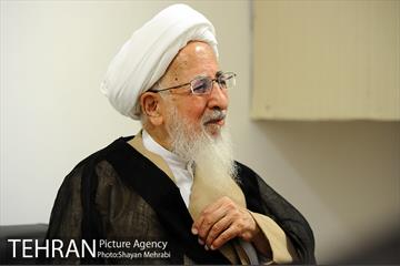 دیدار حجت‌الاسلام صادق‌زاده با تعدادی از مراجع عظام تقلید و علما در شهر مقدس قم 29