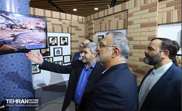 بازدید شهردار تهران از نمایشگاه شهرهای خواهرخوانده و توانمندی های مدیریت شهری تهران