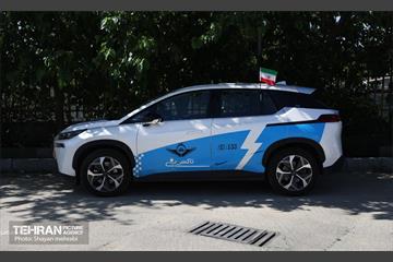 رژه خودرویی تاکسیرانان تهران برای بیعت با رهبر انقلاب 44