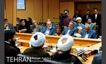 تجلیل شهردار تهران از دست اندرکاران غرفه شهرداری تهران در نمایشگاه قرآن  33