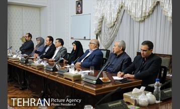 دیدار دکتر نجفی و اعضای شورای شهر تهران با رئیس جمهور 7