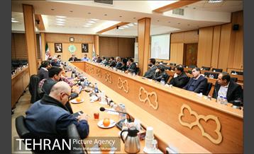 نشست مدیران رسانه ها با شهردار تهران 23