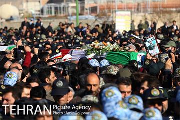 مراسم تشییع شهدای حادثه سقوط هواپیما  24