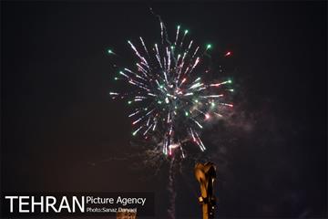 نورافشانی میدان امام حسین(ع) به مناسبت نیمه شعبان‎ 16