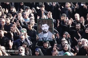 عزاداری شهادت امیرالمومنین (ع) در میدان امام حسین (ع) 56