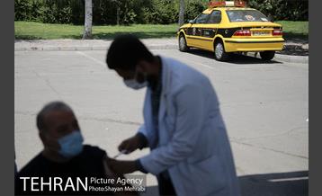 آغاز واکسیناسیون رانندگان تاکسی تهران 13