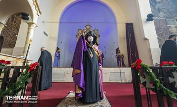 آیین عشای‌ ربانی در کلیسای سرکیس مقدس  25