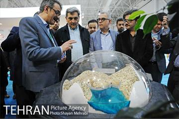 بازدید شهردار تهران از هجدهمین نمایشگاه بین المللى محیط زیست 7