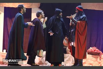 نمایش آیینی «حریم» 15