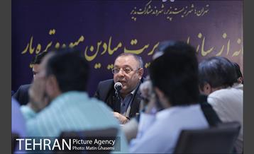 بازدید اصحاب رسانه از مراکز عرضه بهداشتی دام  43