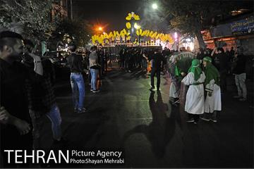 عزاداری شب تاسوعا در خیابان های تهران 27