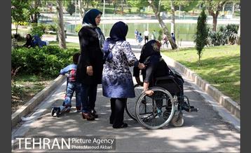 مراسم عیدانه معلولان در پارک بعثت 27