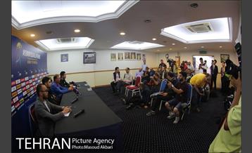 نشست خبری کارلوس کیروش قبل از دیدار مقابل سوریه 1