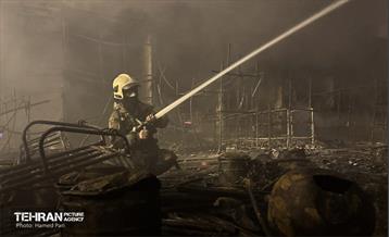 حریق در بازار آهن شادآباد 7