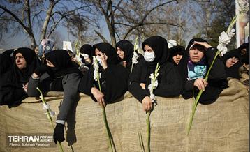 تشییع پیکر شهید گمنام در منطقه ۲۱