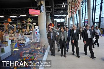 بازدید مهندس افشانی شهردار تهران از مجموعه باغ کتاب 22