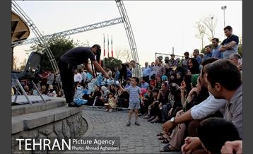 دومین روز جشنواره تئاتر عروسکی مبارک 28