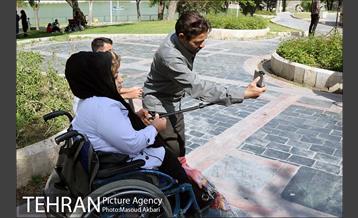 مراسم عیدانه معلولان در پارک بعثت 14