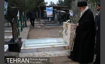 حضور رهبر انقلاب در مرقد مطهر امام راحل و گلزار شهدای بهشت زهرا 10