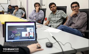 دومین روز داوری محصولات ارائه شده به کندو 11