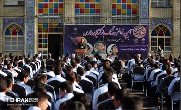 آیین آغاز سال تحصیلی جدید در دبیرستان ماندگار شهید مدرس 28