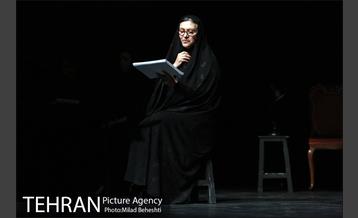 نمایشنامه خوانی کوکوی کبوتران حرم‎ 8