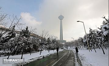 تهران برفی از نمای برج میلاد 15