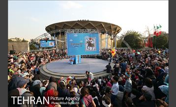 افتتاحیه شانزدهمین جشنواره نمایش عروسکی‎ 27